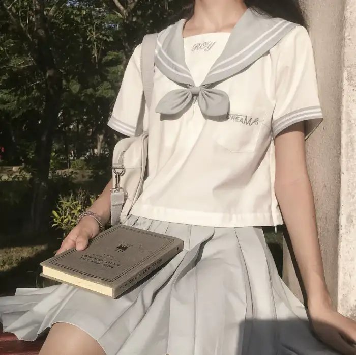 猛男军中鬼故事2